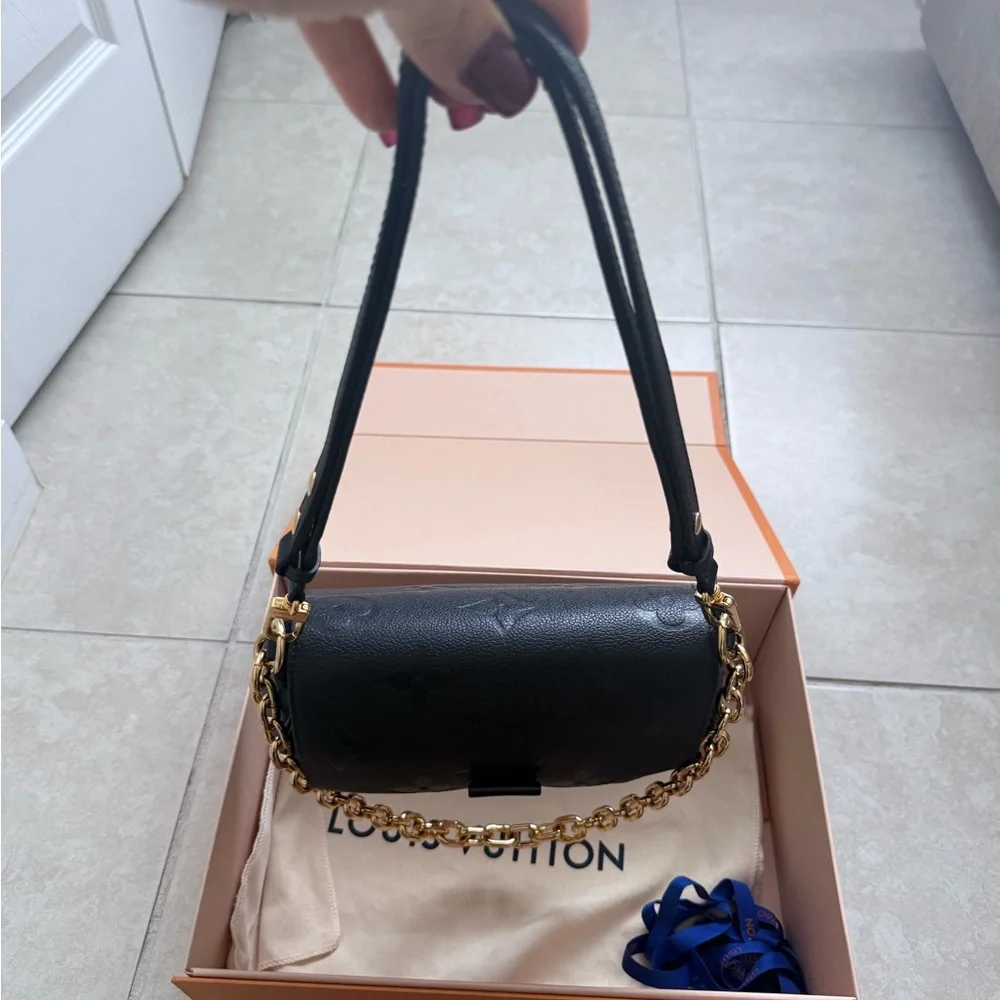 Louis Vuitton favorite MM - Picture 13 of 15